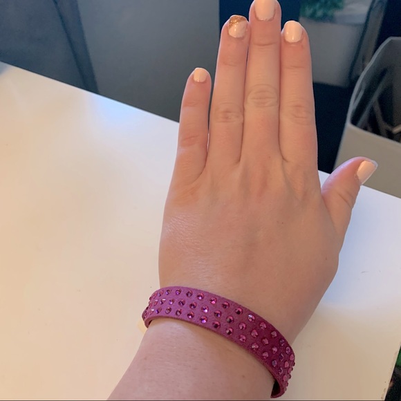 Swarovski pink bracelet - brand new, tags on - Picture 1 of 3